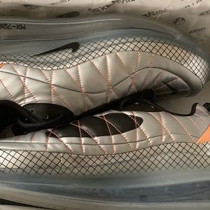 Never used only tried on size 10 men